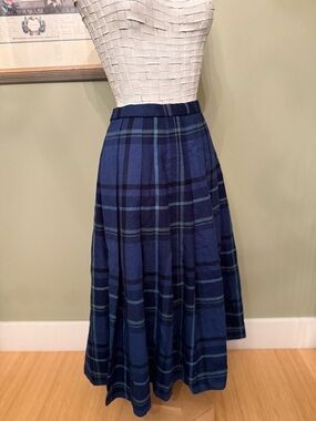 Authentic Vintage Pendleton 100% Virgin Wool Pleated Skirt